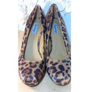 OLSENBOYE LEOPARD FAUX FUR HEELS SZ 8.5